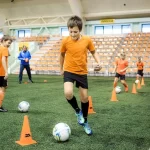 Занятия йогой, фитнесом в спортзале ДЮСШ Урал Екатеринбург