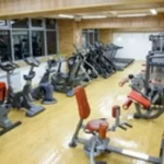 Занятия йогой, фитнесом в спортзале Дом физкультуры Маркс