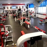 Занятия йогой, фитнесом в спортзале Дружба Москва