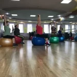 Занятия йогой, фитнесом в спортзале ДС Дружба Уссурийск