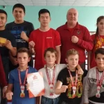 Занятия йогой, фитнесом в спортзале ДСК Би Вымпел Москва