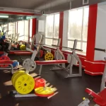 Занятия йогой, фитнесом в спортзале D-станция Иркутск