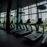 Занятия йогой, фитнесом в спортзале Дзен Тай Москва