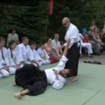 Занятия йогой, фитнесом в спортзале Дзикисинкай Москва