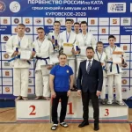 Занятия йогой, фитнесом в спортзале Дзюдо-86 Пенза