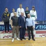 Занятия йогой, фитнесом в спортзале Дзюдо-86 Пенза