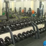 Занятия йогой, фитнесом в спортзале Эффект Опочка