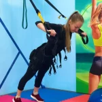 Занятия йогой, фитнесом в спортзале Экспрессфит Владивосток