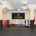 Занятия йогой, фитнесом в спортзале ElitBoxing Москва