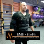 Занятия йогой, фитнесом в спортзале EMS — SlimFit Черноголовка