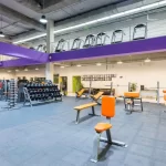 Занятия йогой, фитнесом в спортзале EMS Guru Москва