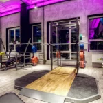 Занятия йогой, фитнесом в спортзале EMS Loft Москва