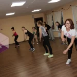 Занятия йогой, фитнесом в спортзале Эстетика ~ танцы фитнес йога Владимир