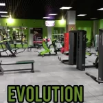 Занятия йогой, фитнесом в спортзале Evolution Волгоград