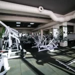 Занятия йогой, фитнесом в спортзале F8 Fitness Сочи