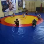 Занятия йогой, фитнесом в спортзале Файт Челябинск