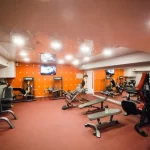 Занятия йогой, фитнесом в спортзале Family Fitness Иркутск