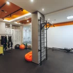 Занятия йогой, фитнесом в спортзале Fast Fit Уфа