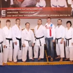 Занятия йогой, фитнесом в спортзале Федерация каратэ Владивосток