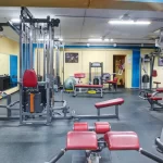 Занятия йогой, фитнесом в спортзале Fenix Fitness Club Снежинск