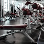 Занятия йогой, фитнесом в спортзале Fenix Sport Club Челябинск