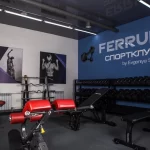 Занятия йогой, фитнесом в спортзале Ferrum Иркутск