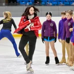 Занятия йогой, фитнесом в спортзале Фигурное катание Новосибирск