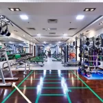 Занятия йогой, фитнесом в спортзале Fit & Up Москва