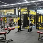 Занятия йогой, фитнесом в спортзале Fit & Up Москва