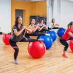 Занятия йогой, фитнесом в спортзале Фит Зарядка Фрязино