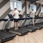 Занятия йогой, фитнесом в спортзале Фитлэнд Москва