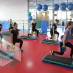 Занятия йогой, фитнесом в спортзале Фитнес Фокс Подольск