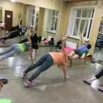 Занятия йогой, фитнесом в спортзале Фитнес клуб Флагман Кемерово