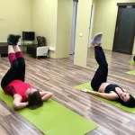 Занятия йогой, фитнесом в спортзале Фитнес клуб Мандарин Гатчина