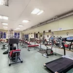 Занятия йогой, фитнесом в спортзале Фитнес клуб Выходъ Кашин