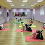 Занятия йогой, фитнесом в спортзале Фитнес Леди Одинцово