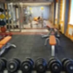 Занятия йогой, фитнесом в спортзале Фитнес центр Гуд Лифт Оса