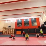 Занятия йогой, фитнесом в спортзале Фитнес центр Маугли Смоленск
