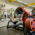 Занятия йогой, фитнесом в спортзале Фитнес центр Olympic Gold Кизилюрт