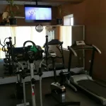 Занятия йогой, фитнесом в спортзале Фитнес центр Olympic Gold Кизилюрт