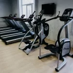 Занятия йогой, фитнесом в спортзале Фитнес-клуб Ахиллес Клинцы