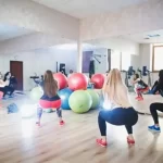 Занятия йогой, фитнесом в спортзале Фитнес-клуб Чехов Таганрог
