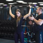 Занятия йогой, фитнесом в спортзале Фитнес-клуб Рельеф Сочи