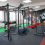 Занятия йогой, фитнесом в спортзале Fitness Baza Amg Нефтеюганск