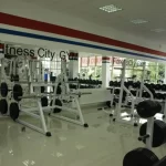 Занятия йогой, фитнесом в спортзале Fitness City Пятигорск