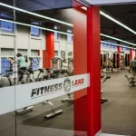 Занятия йогой, фитнесом в спортзале Fitness Land Колпино