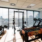 Занятия йогой, фитнесом в спортзале Fitness Office Москва