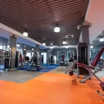 Занятия йогой, фитнесом в спортзале Fitness one Истра