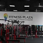 Занятия йогой, фитнесом в спортзале Fitness Plaza Сургут
