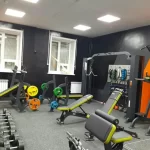 Занятия йогой, фитнесом в спортзале Fitness Саянск